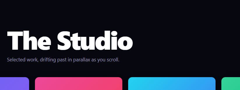 Screenshot of the Hero Parallax Grid snippet rendered live